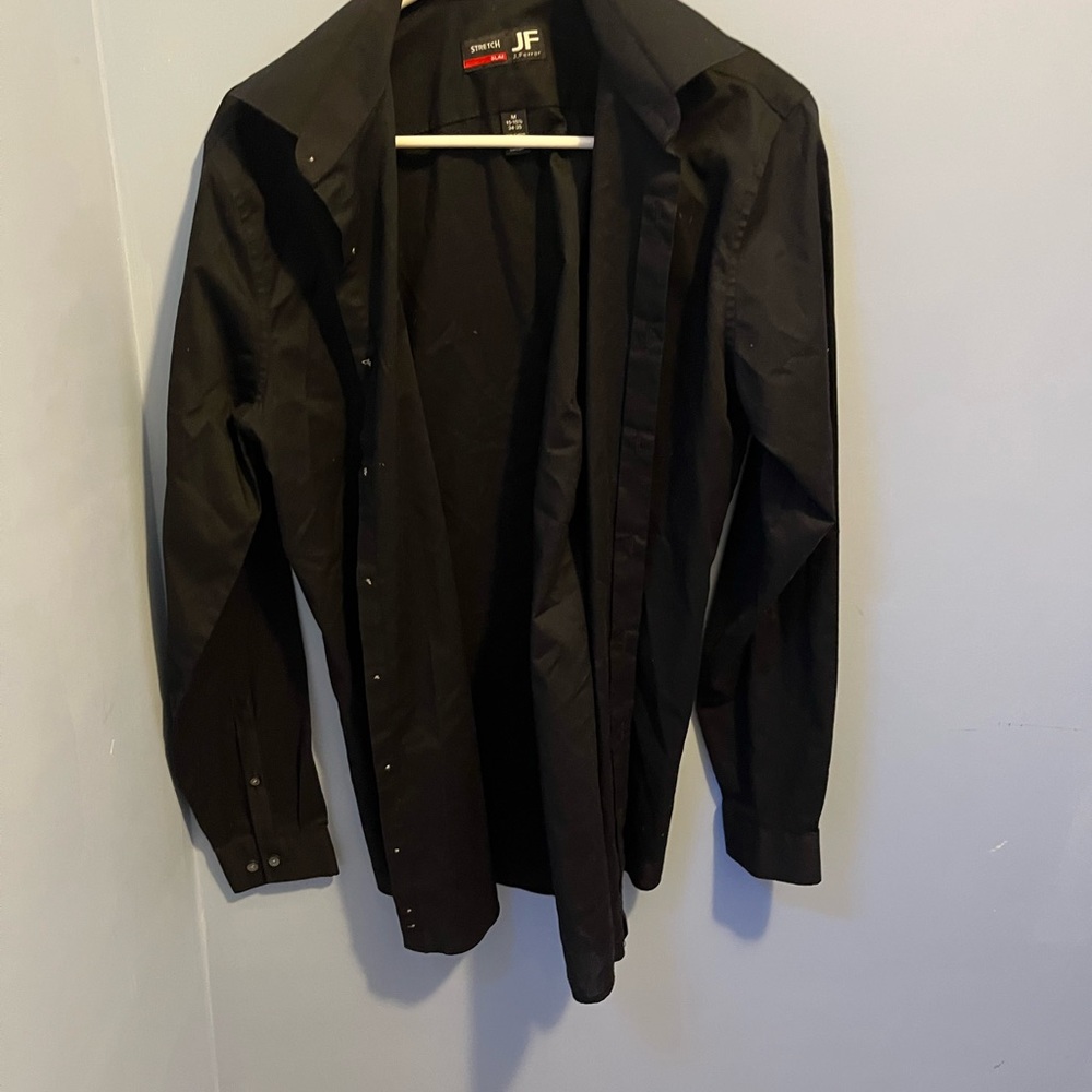 J. Ferrar Black button up shirt. M 15-15 1/2